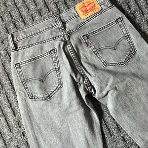 Levi's 514 Men's Gray Denim Jeans - Classic Back Pocket Style 29x32